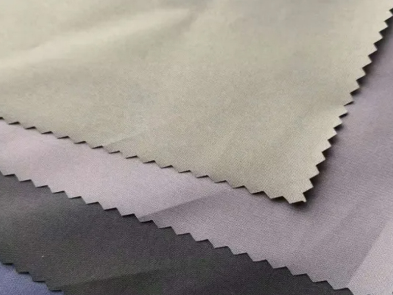 Chaud! ! Tissu pongé en polyester imperméable avec revêtement en PVC pour imperméable