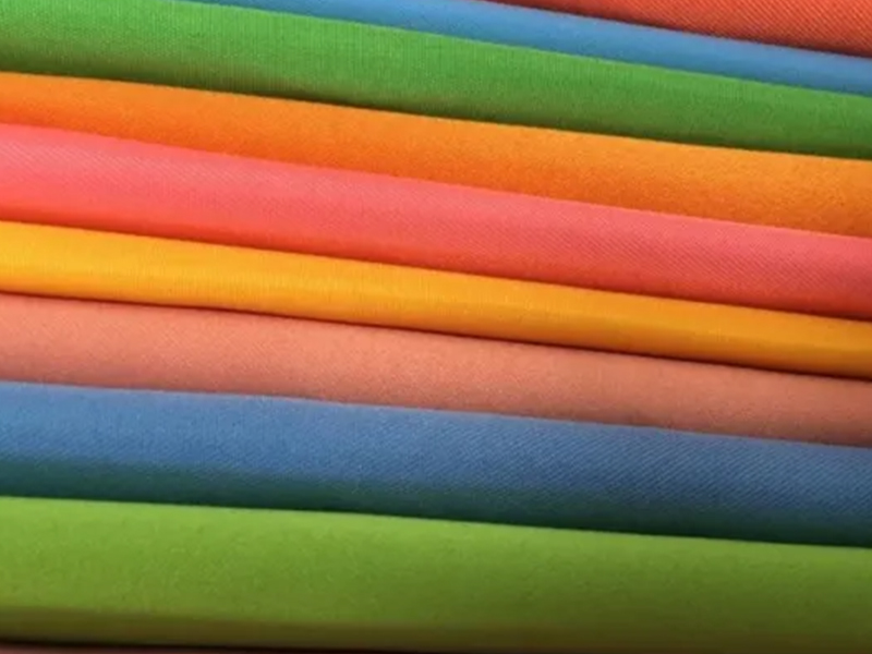 100 % polyester Teint uni Peau de pêche Tissu/tissu en microfibre